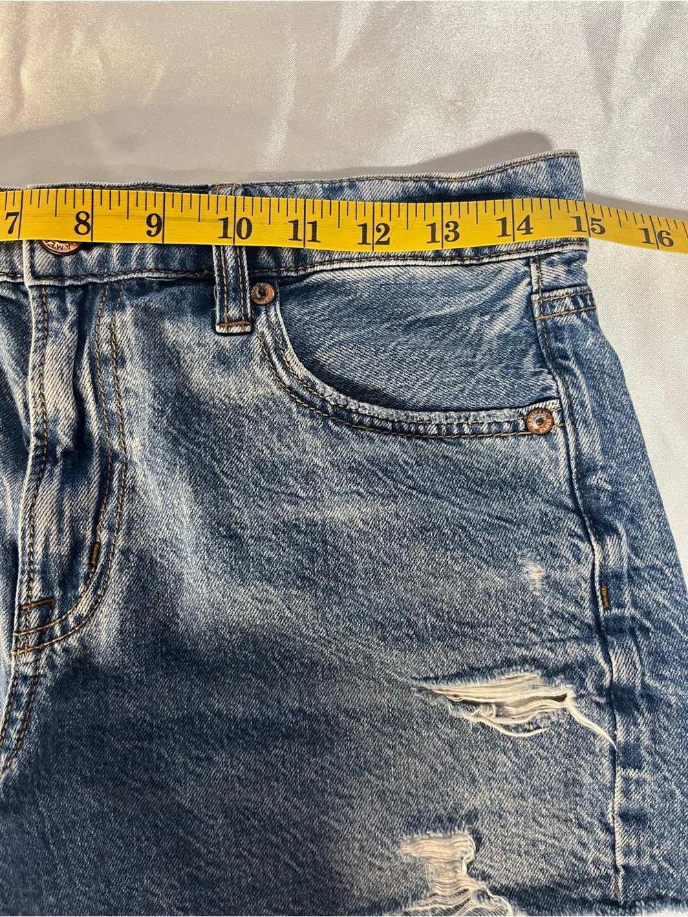 American Eagle Outfitters Light Blue Denim Shorts - EUC - Picture 6 of 9
